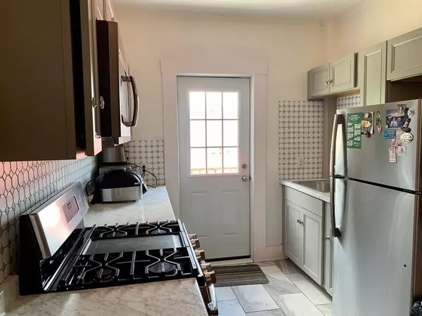 Acushnet, MA 02743,19 Homestead Ave