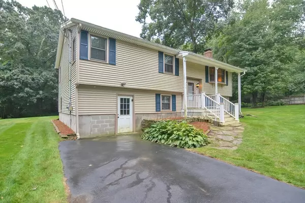 Sutton, MA 01590,110 Purgatory Rd