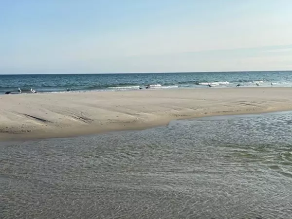 Barnstable, MA 02668,7 Point Hill Rd