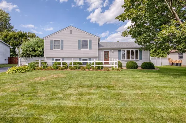 162 Poplar St, Chicopee, MA 01013