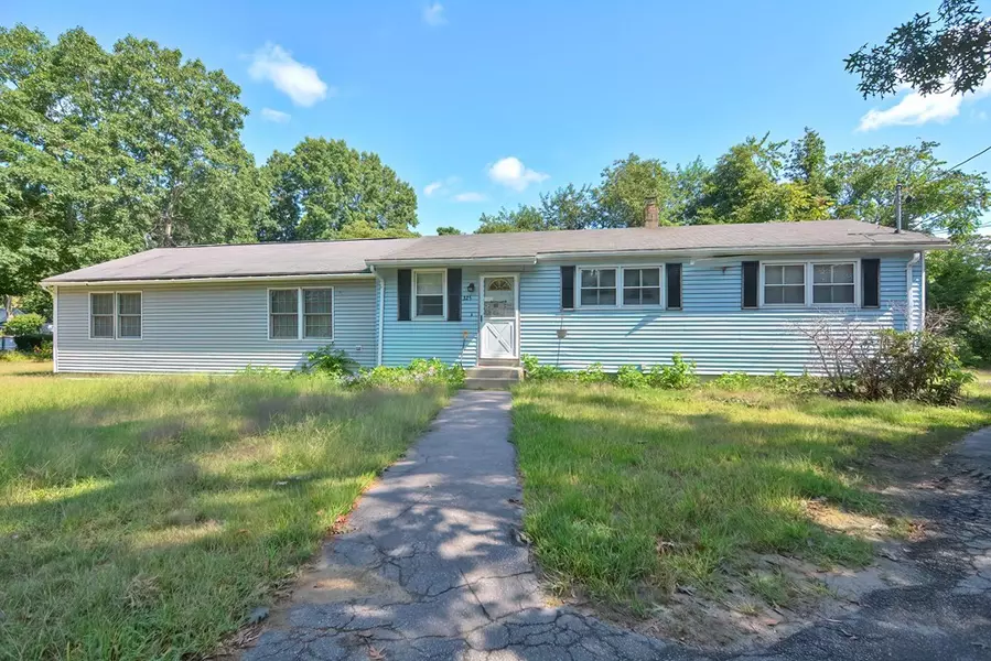 325 Reservoir St, Norton, MA 02766