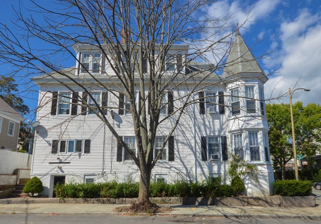 New Bedford, MA 02740,311 County St