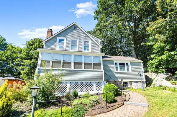 53-R Lebanon St, Melrose, MA 02176