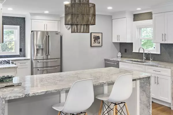 Wayland, MA 01778,60 Rice Rd