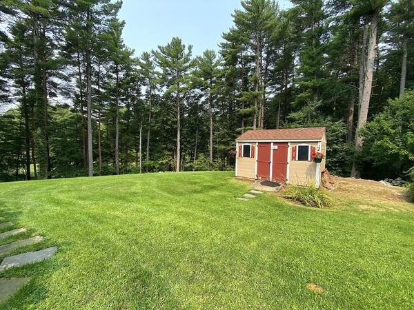 110 Laconia Cir, North Andover, MA 01845