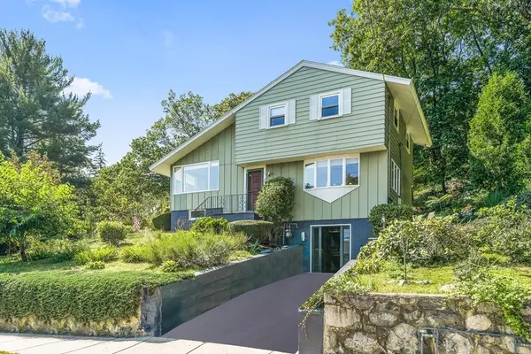 244 Vinton St, Melrose, MA 02176