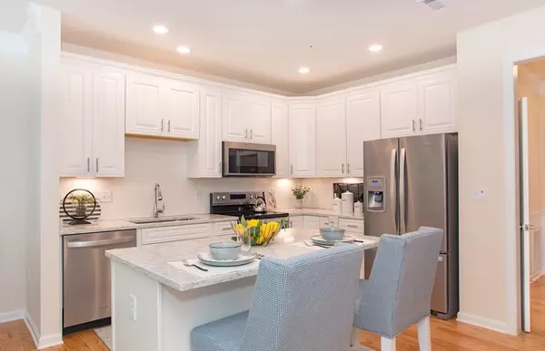 3405 Pennington Drive #3405, Walpole, MA 02081