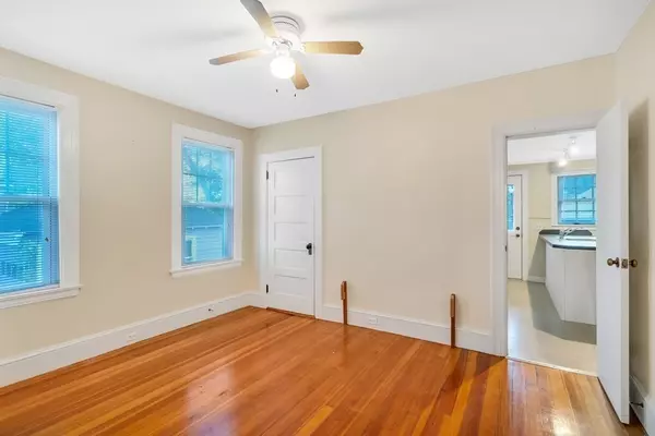 Concord, MA 01742,11-13 Willow St