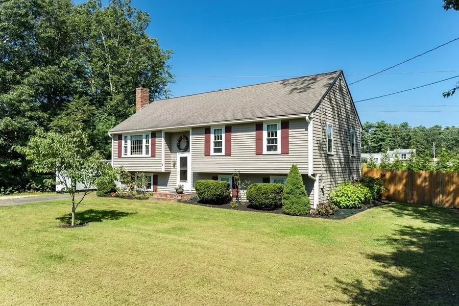 6 Craig Street, Carver, MA 02330