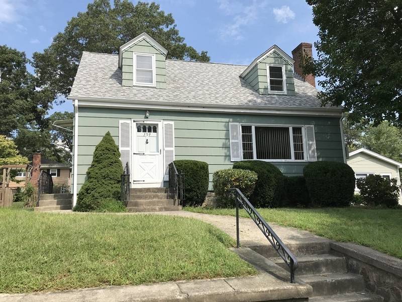 539 Summer Pl, Blackstone, MA 01504