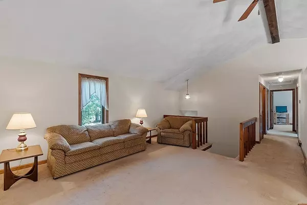 Townsend, MA 01469,3 Libra Ln