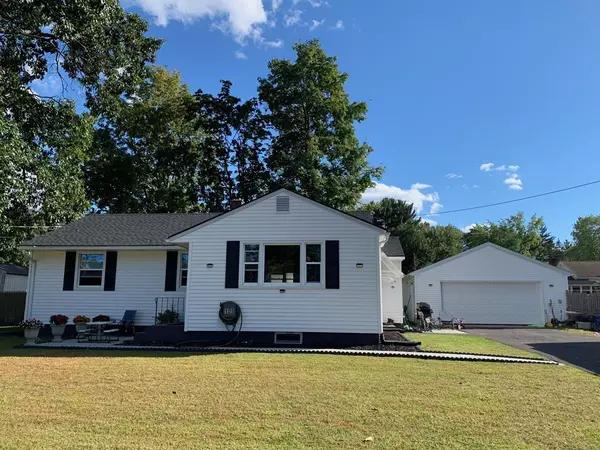 109 Ravenwood St, Springfield, MA 01119