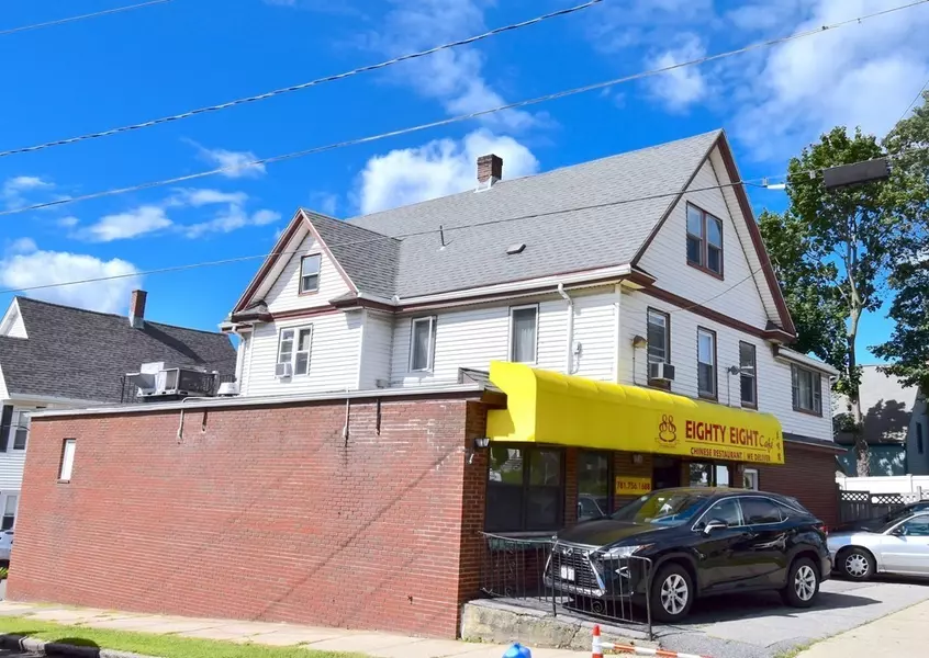 358-360 Washington St, Winchester, MA 01890