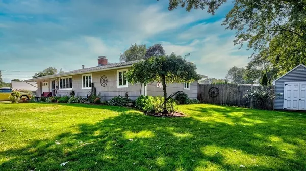 Framingham, MA 01701,26 Rosslare Road