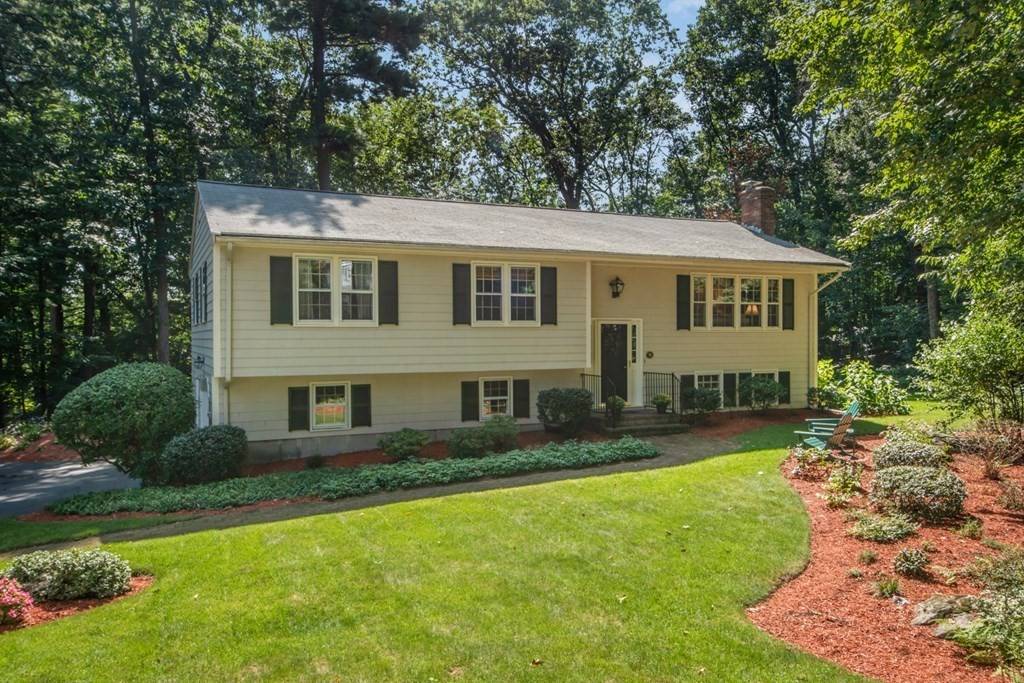 35 Wachusett Ave, Shrewsbury, MA 01545