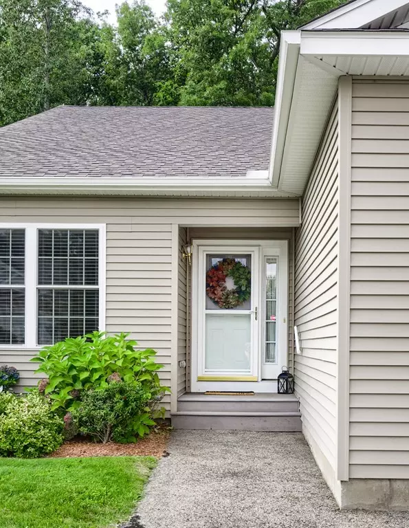 West Boylston, MA 01583,98 Angell Brook Dr #98