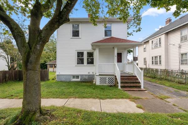 41 Hovey St, Quincy, MA 02171