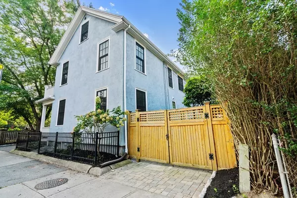 Cambridge, MA 02140,130-134 Rindge Avenue #130