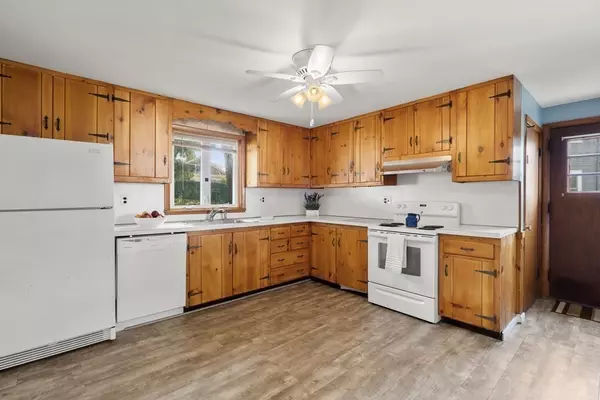 Nahant, MA 01908,22 Spring Road