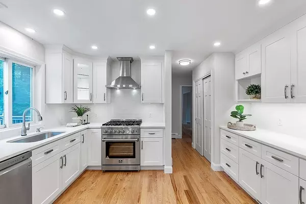 North Reading, MA 01864,6 Darrell Drive