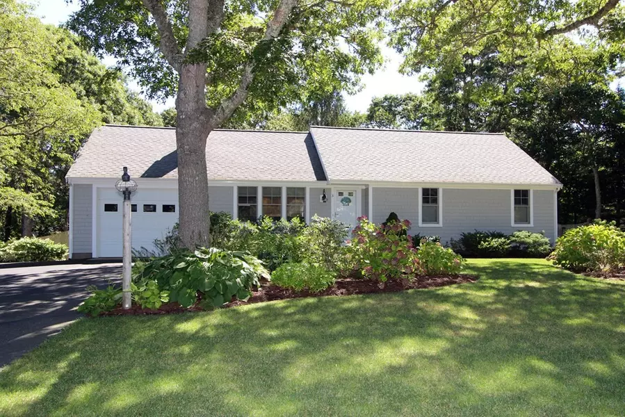 3 Kimberly Way, Harwich, MA 02645