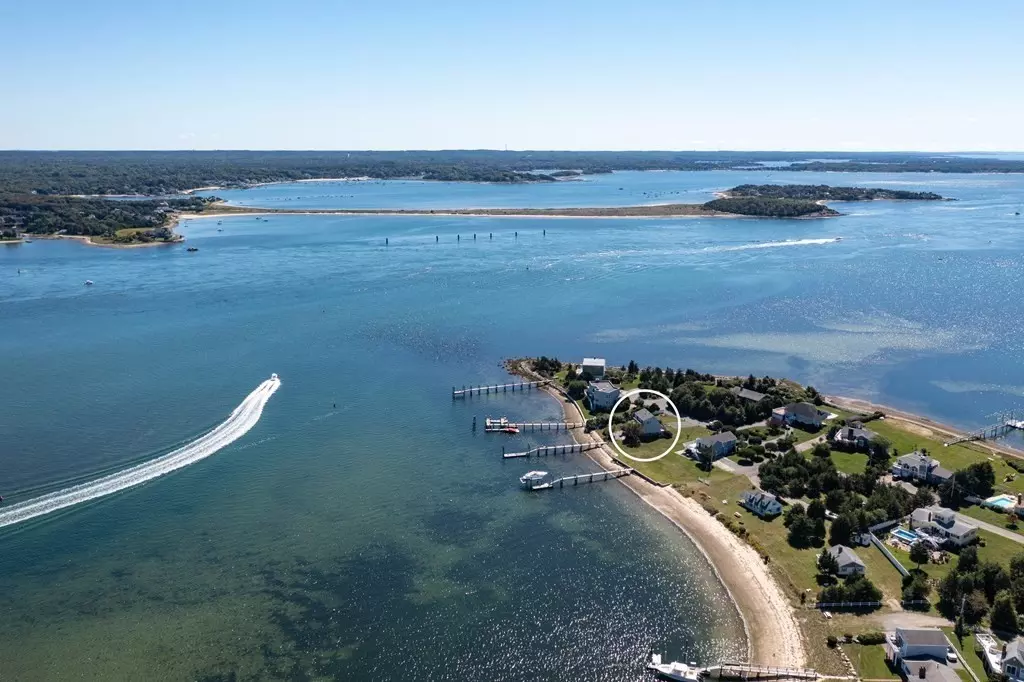 Wareham, MA 02532,14 Sias Point Rd