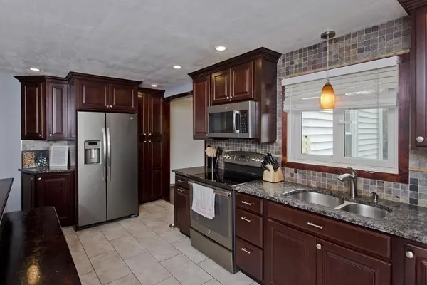 Agawam, MA 01001,61 Parker Street