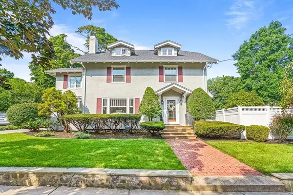 72 Stratford Rd, Melrose, MA 02176