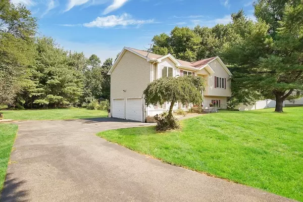 Agawam, MA 01001,33 Calico