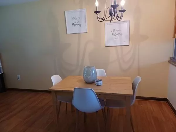 Agawam, MA 01001,35 Beekman Dr #35