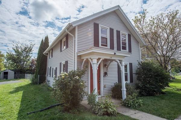 34 Mill St, Greenfield, MA 01301