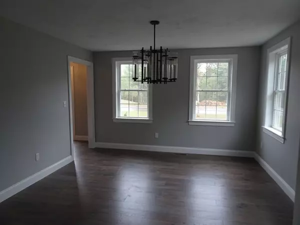 Lakeville, MA 02347,3 Malbone St