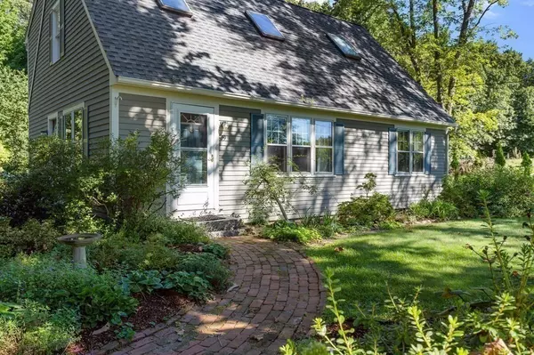 59 Blossom Ln, Groton, MA 01450