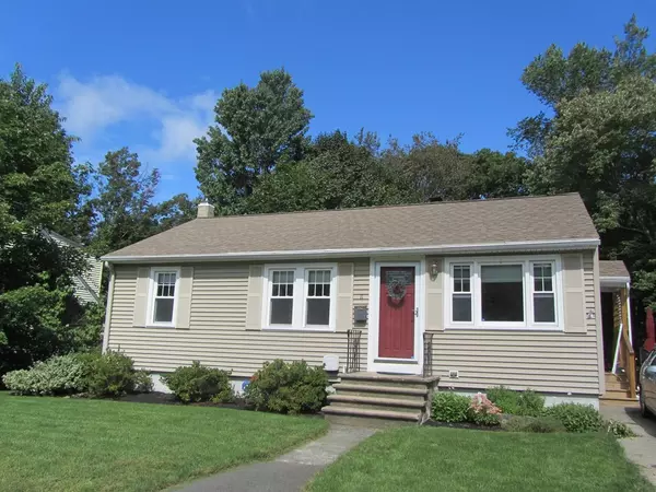 11 Bancroft St, West Boylston, MA 01583