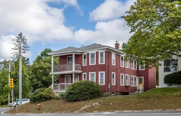 2/4 Turnpike St, North Andover, MA 01845