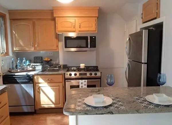 Watertown, MA 02472,121 Pierce Rd #121