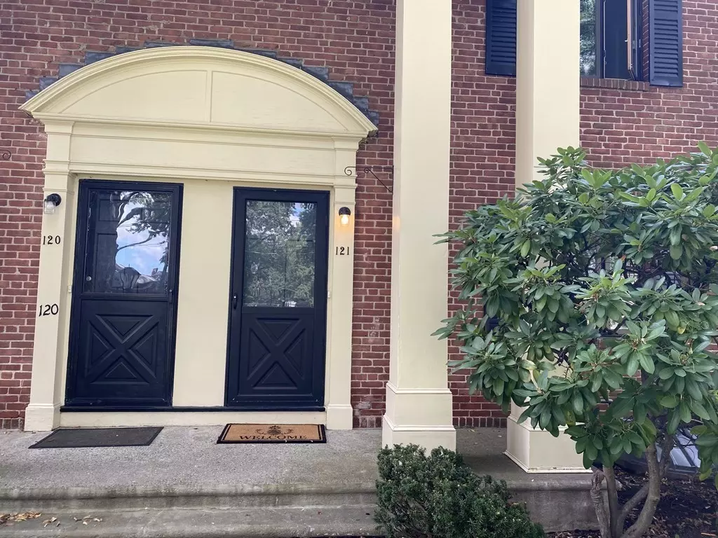 Watertown, MA 02472,121 Pierce Rd #121
