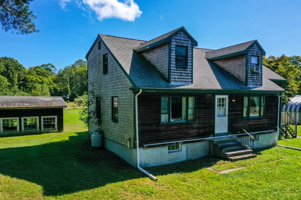 Tiverton, RI 02878,1972 Crandall Rd