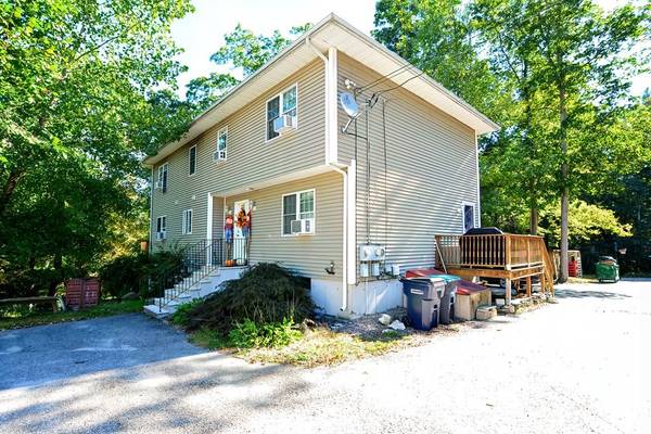 180 Southbridge, Dudley, MA 01571