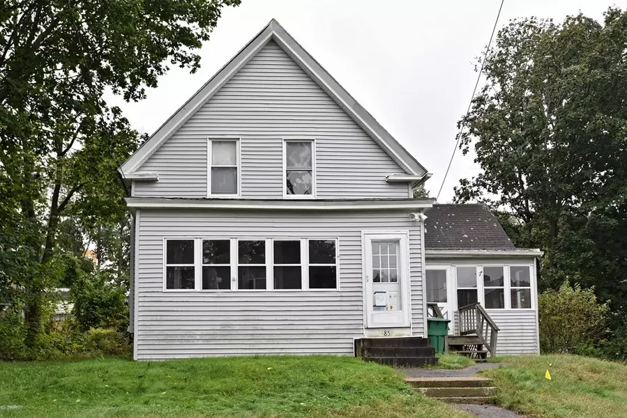 85 Summit Street, Clinton, MA 01510