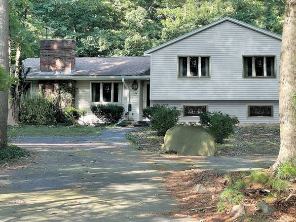 20 Algonquin Road, Canton, MA 02021