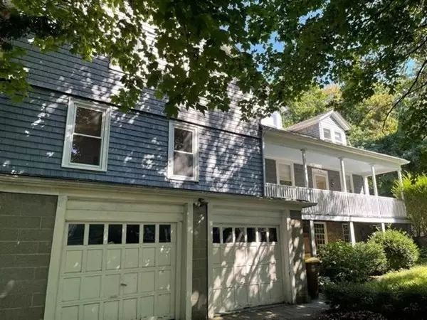 26-28 Chaloner St #26-28, Fall River, MA 02720