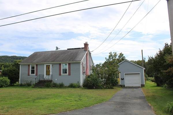 Deerfield, MA 01373,44 Graves St