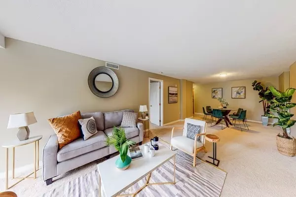 500 Salem St #703, Medford, MA 02155