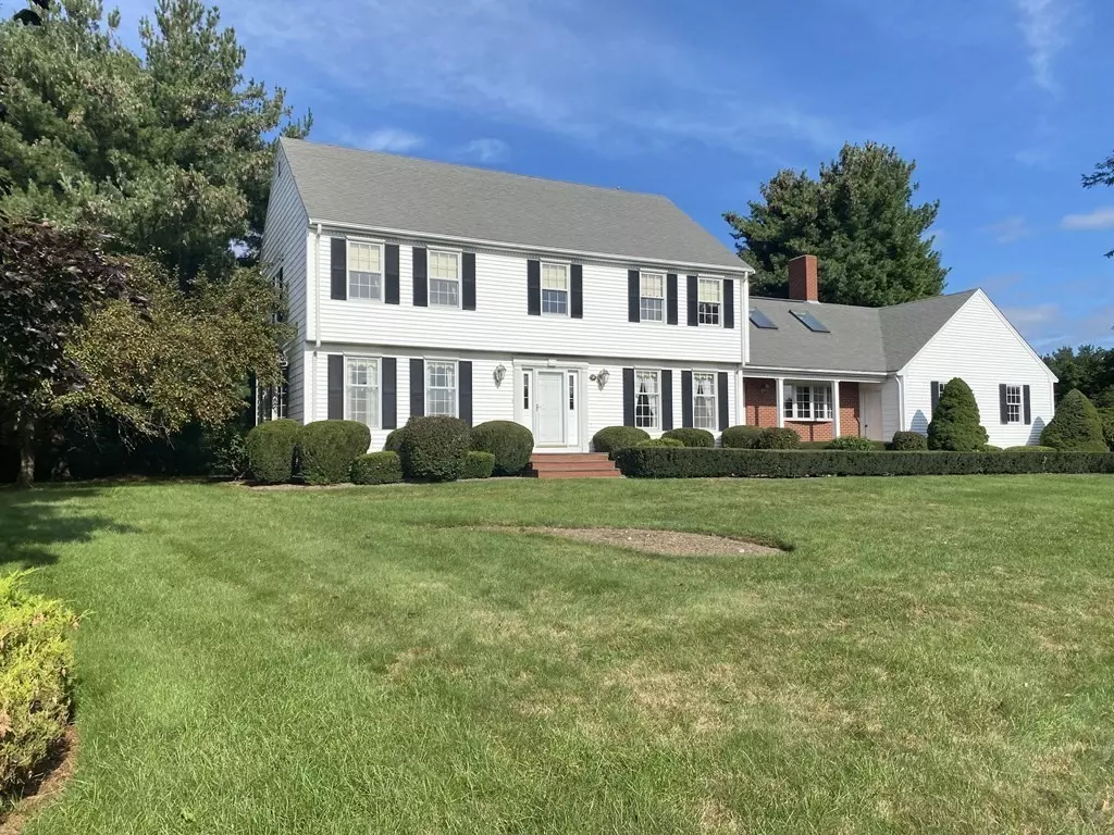 Seekonk, MA 02771,50 Meadowlark Drive