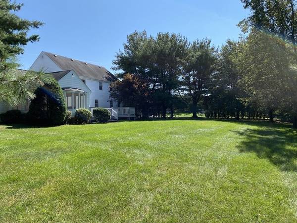 Seekonk, MA 02771,50 Meadowlark Drive