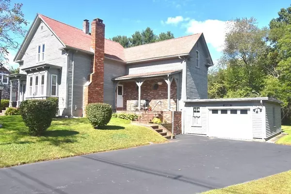 565 West Britannia Street, Taunton, MA 02780
