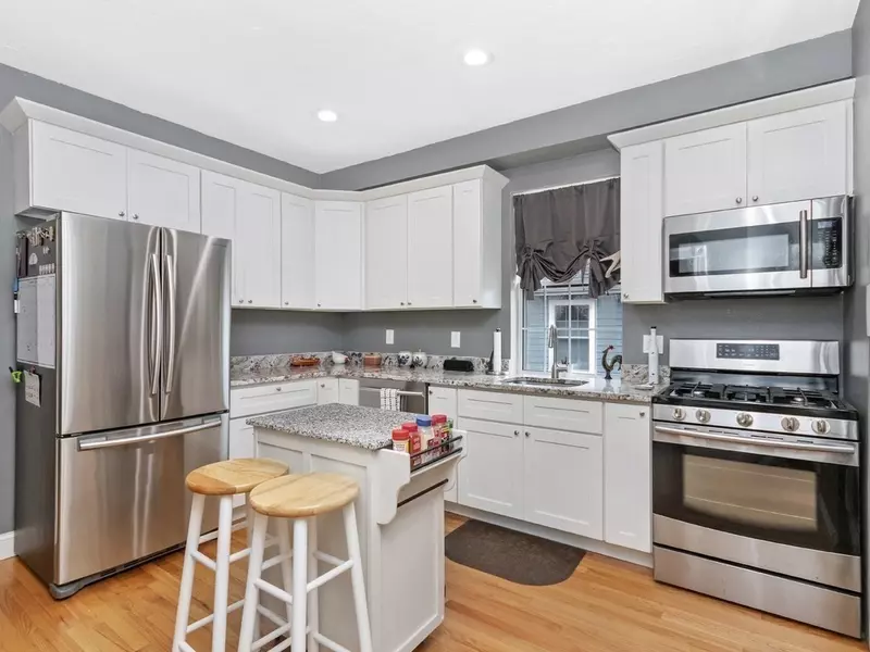 23 Goethe St #2, Boston, MA 02132