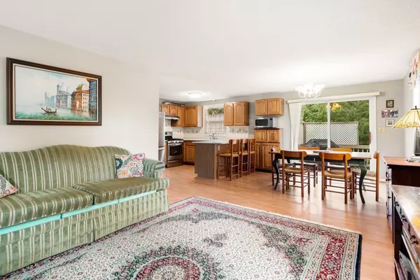 Westford, MA 01886,3 Stoneview Dr