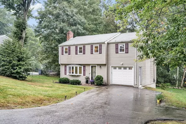 3 Fiske Ave, Upton, MA 01568